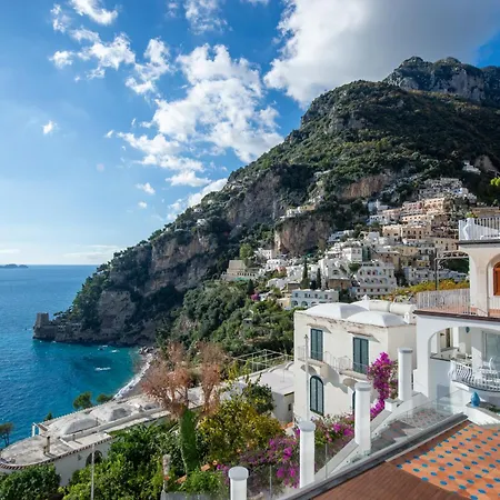 Estate4home - Regina Dar Villa Positano
